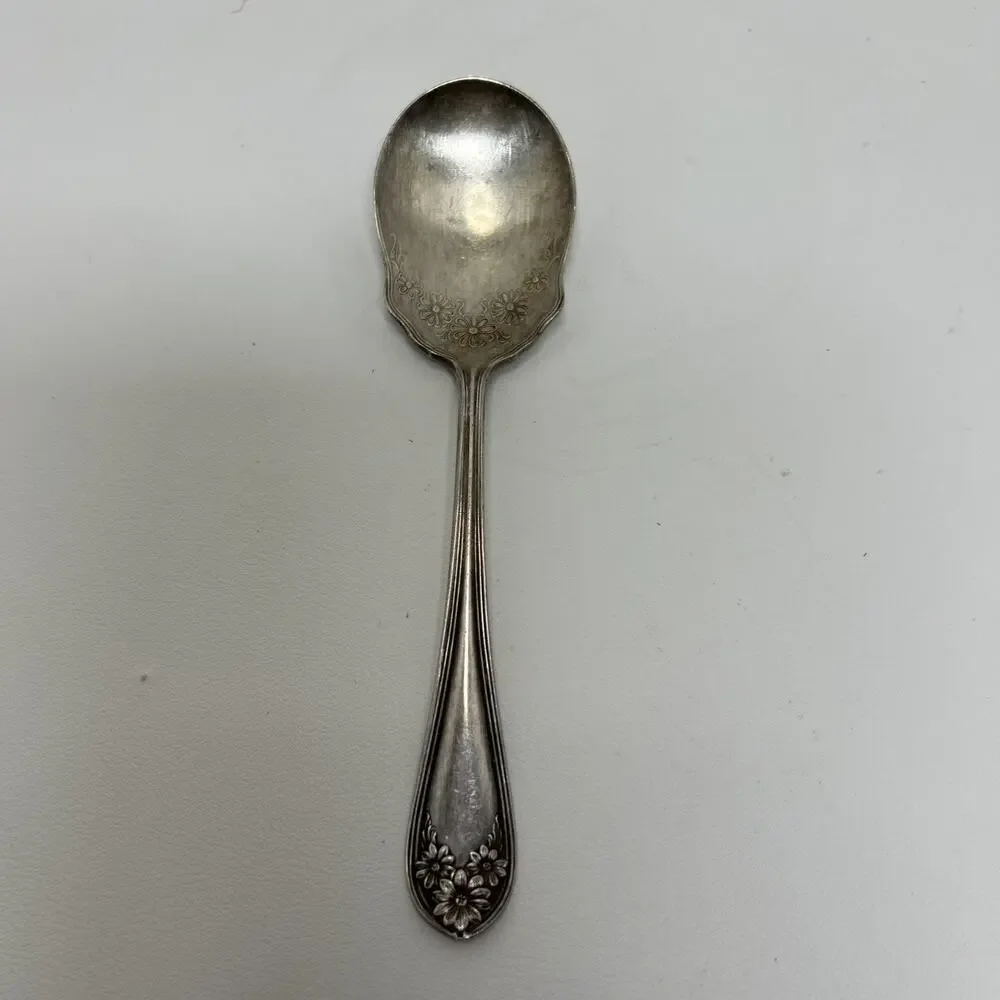 Antique Wm Rogers & Son Silverplate AA Berry/Serve Spoon -Daisy Pattern - Sugar